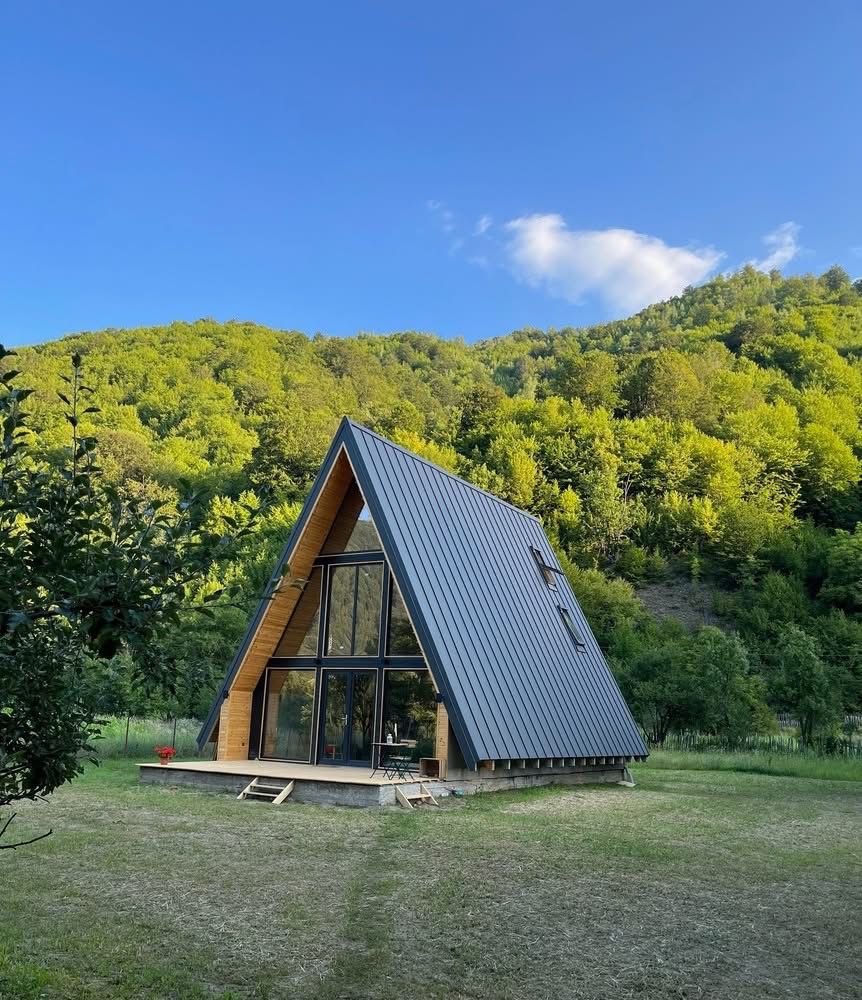 Construcție ConstructiicaseAframe